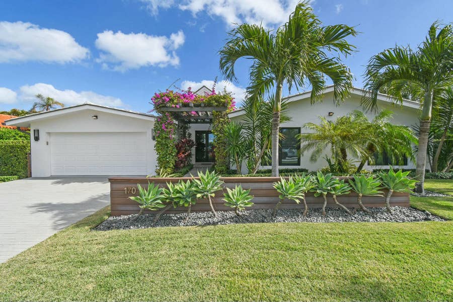 Property photo for 170 Beacon Lane, Jupiter Inlet Colony, FL