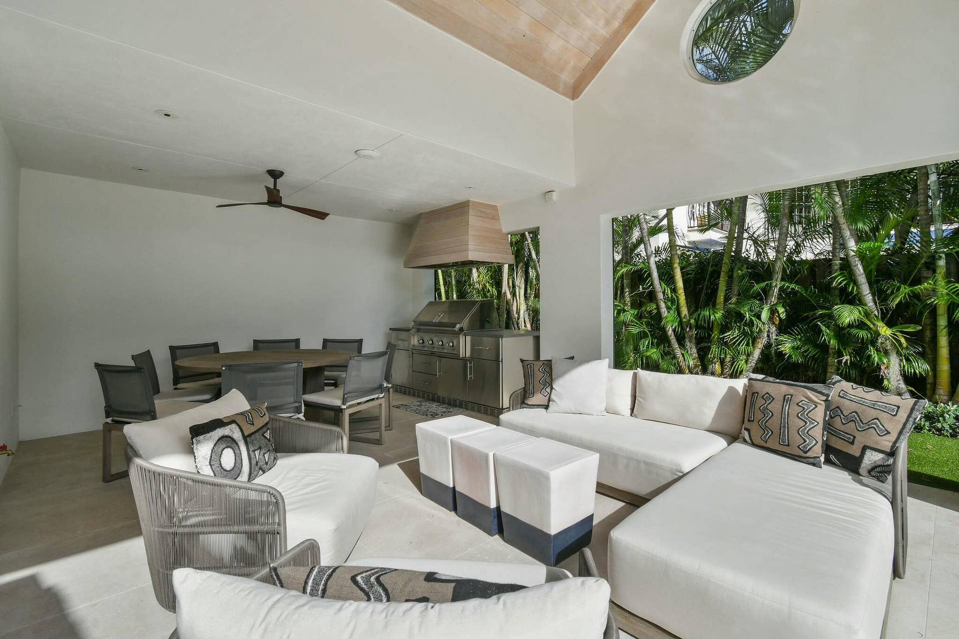 170 Beacon Lane, Jupiter Inlet Colony, FL 33469 tempImagedKOj2L