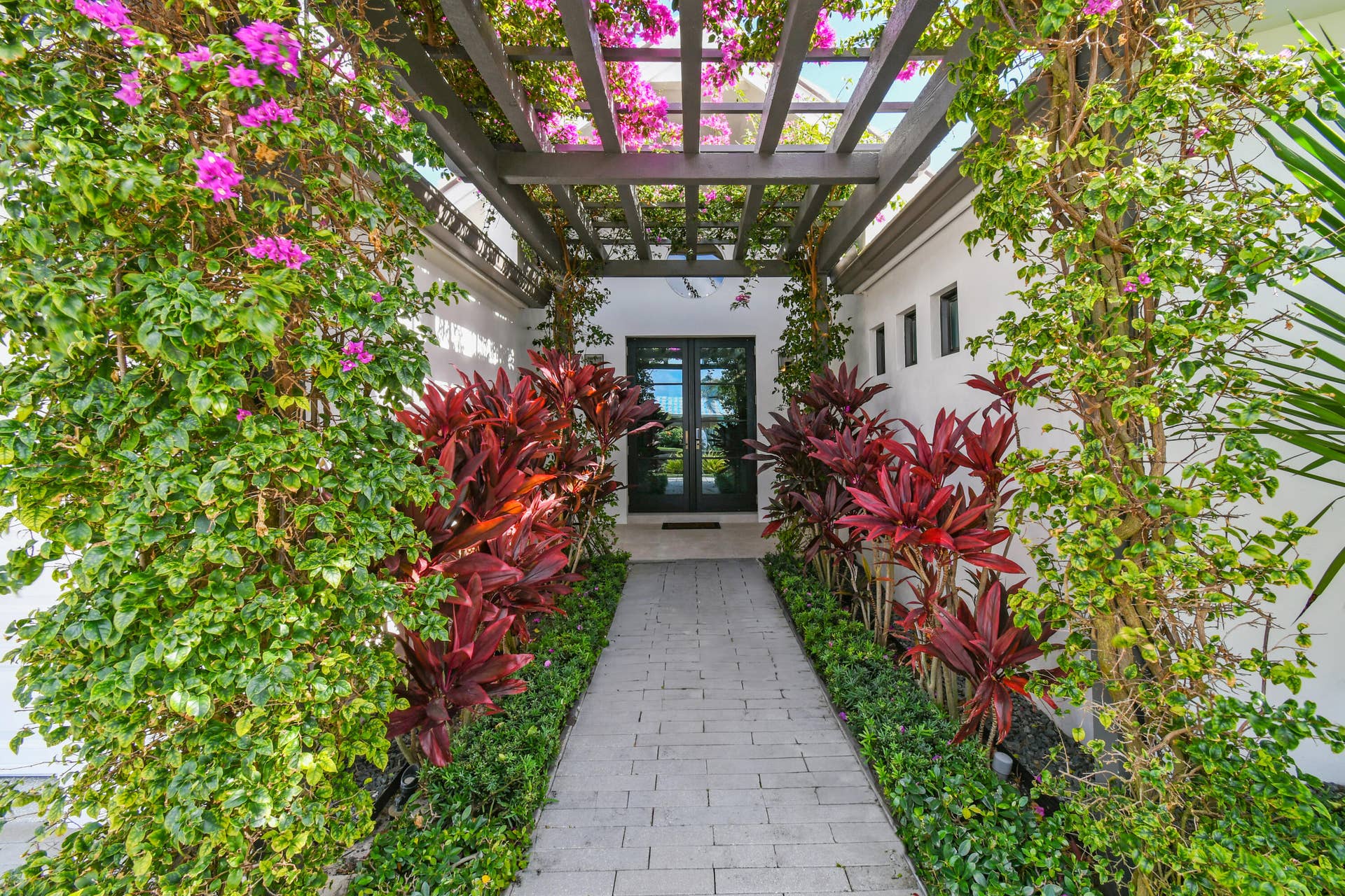 170 Beacon Lane, Jupiter Inlet Colony, FL 33469 170 Beacon Lane (6)a