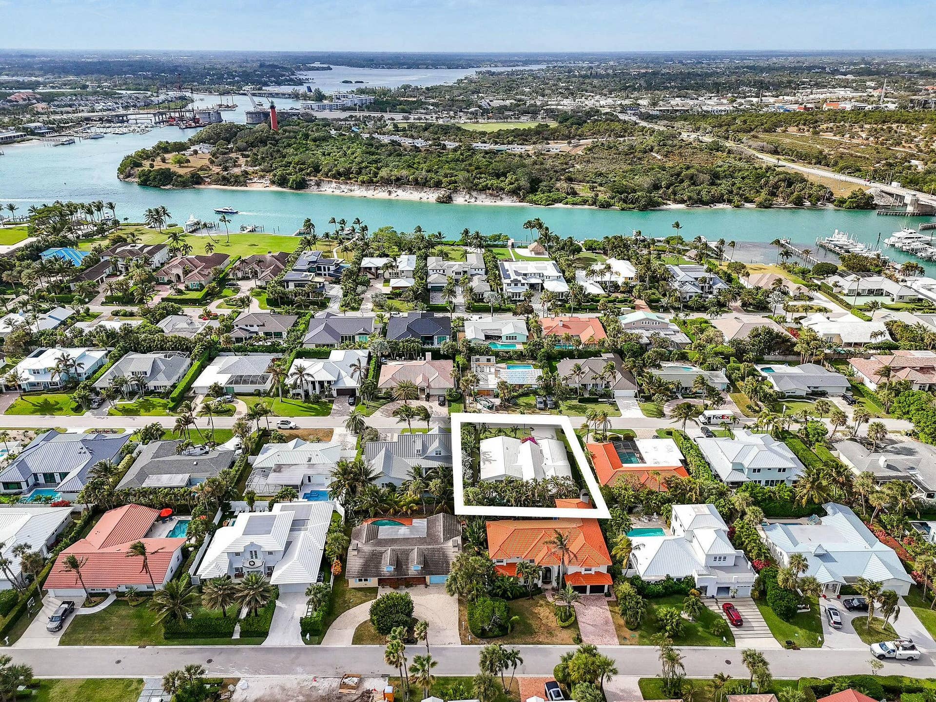 170 Beacon Lane, Jupiter Inlet Colony, FL 33469 tempImageQQZ3Xt