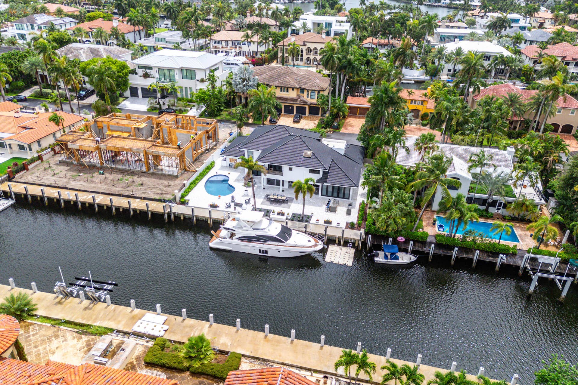 425 Coral Way, Fort Lauderdale, FL 33301 098-425CoralWay-FortLauderdale-FL-33301-