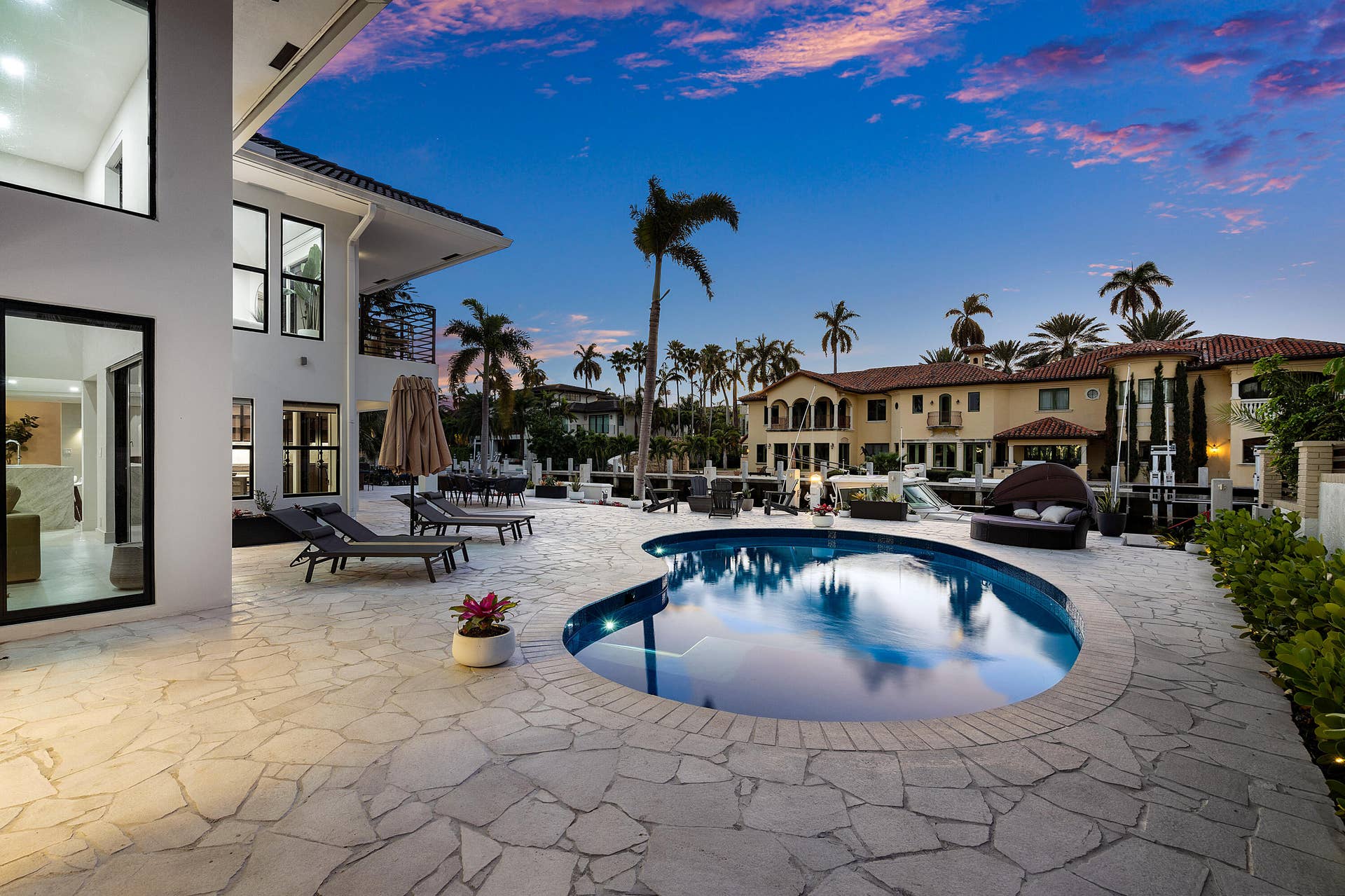 425 Coral Way, Fort Lauderdale, FL 33301 063-425CoralWay-FortLauderdale-FL-33301-