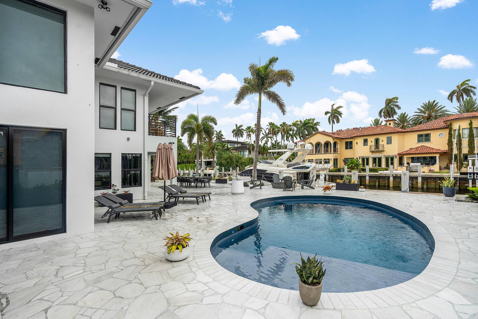 425 Coral Way, Fort Lauderdale, FL 33301 079-425CoralWay-FortLauderdale-FL-33301-