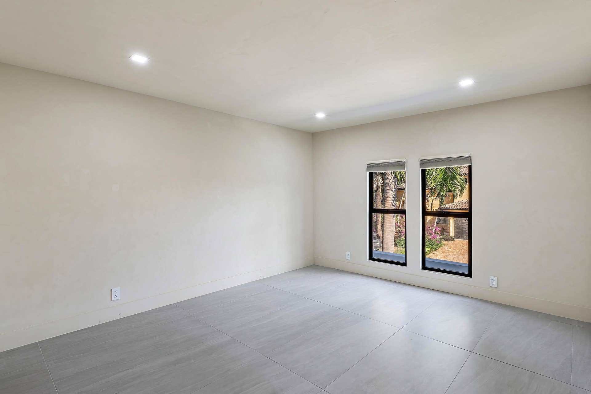 425 Coral Way, Fort Lauderdale, FL 33301 045-425CoralWay-FortLauderdale-FL-33301-