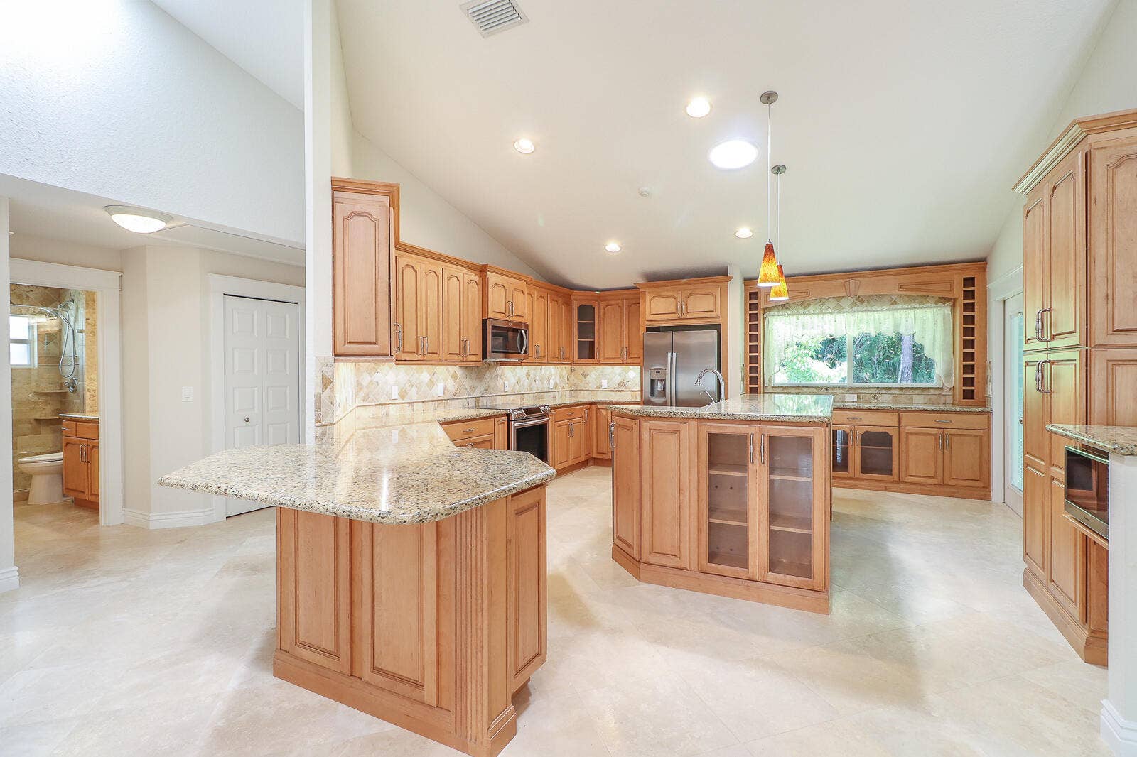 15386 83rd Way N, Palm Beach Gardens, FL 33418 11-Kitchen