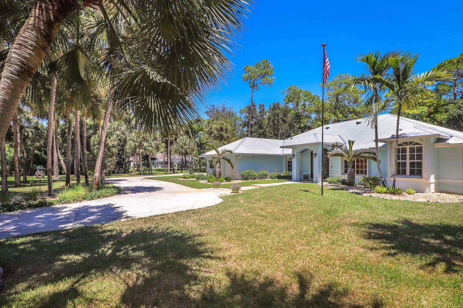 15386 83rd Way N, Palm Beach Gardens, FL 33418 34-Front Exterior