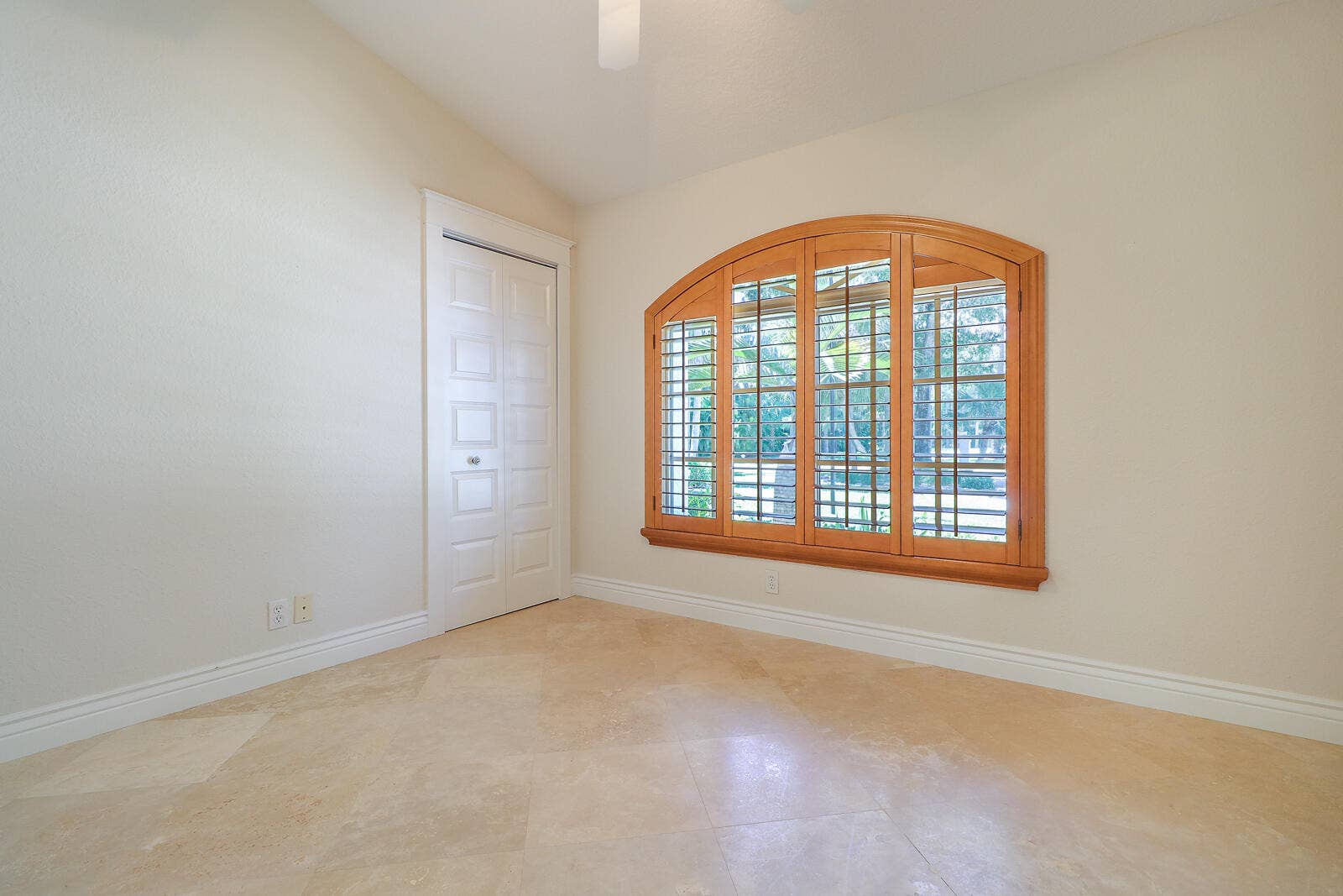 15386 83rd Way N, Palm Beach Gardens, FL 33418 17-Den-Office
