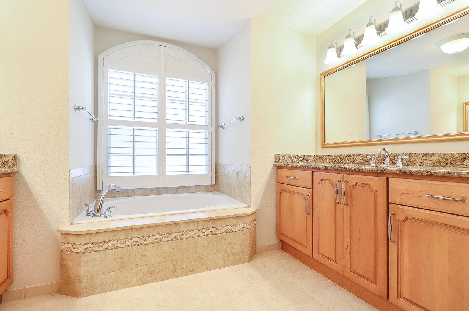 15386 83rd Way N, Palm Beach Gardens, FL 33418 24-Master Bathroom