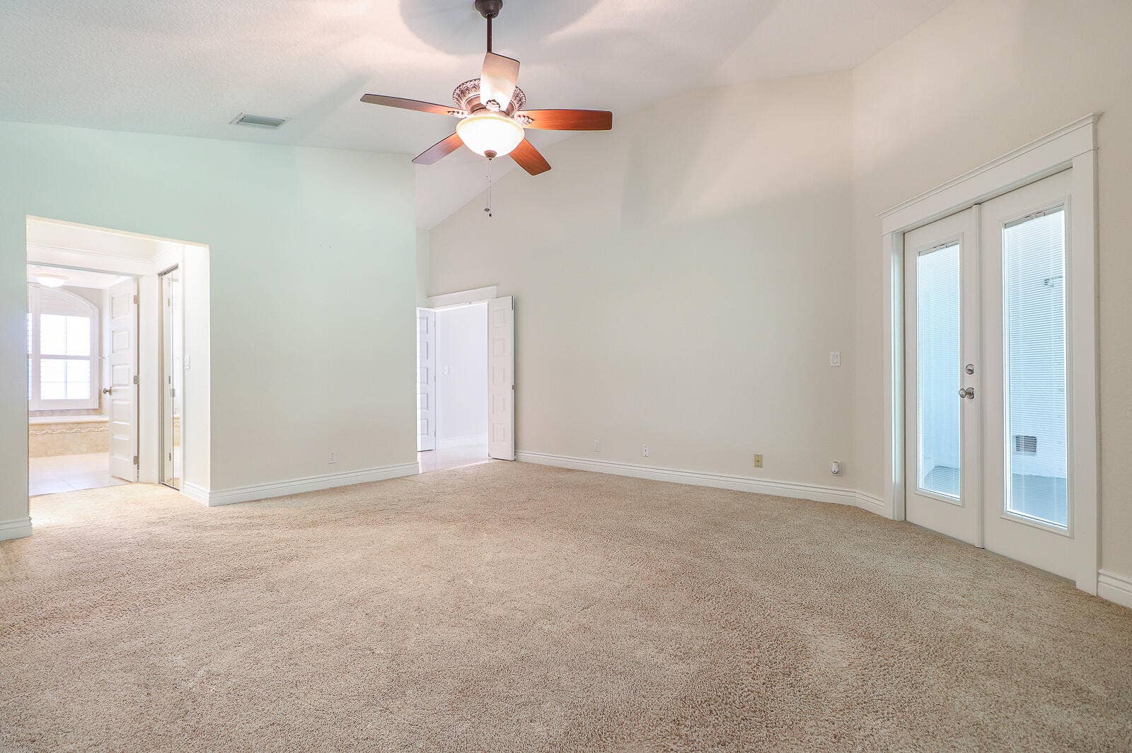 15386 83rd Way N, Palm Beach Gardens, FL 33418 19-Master Bedroom
