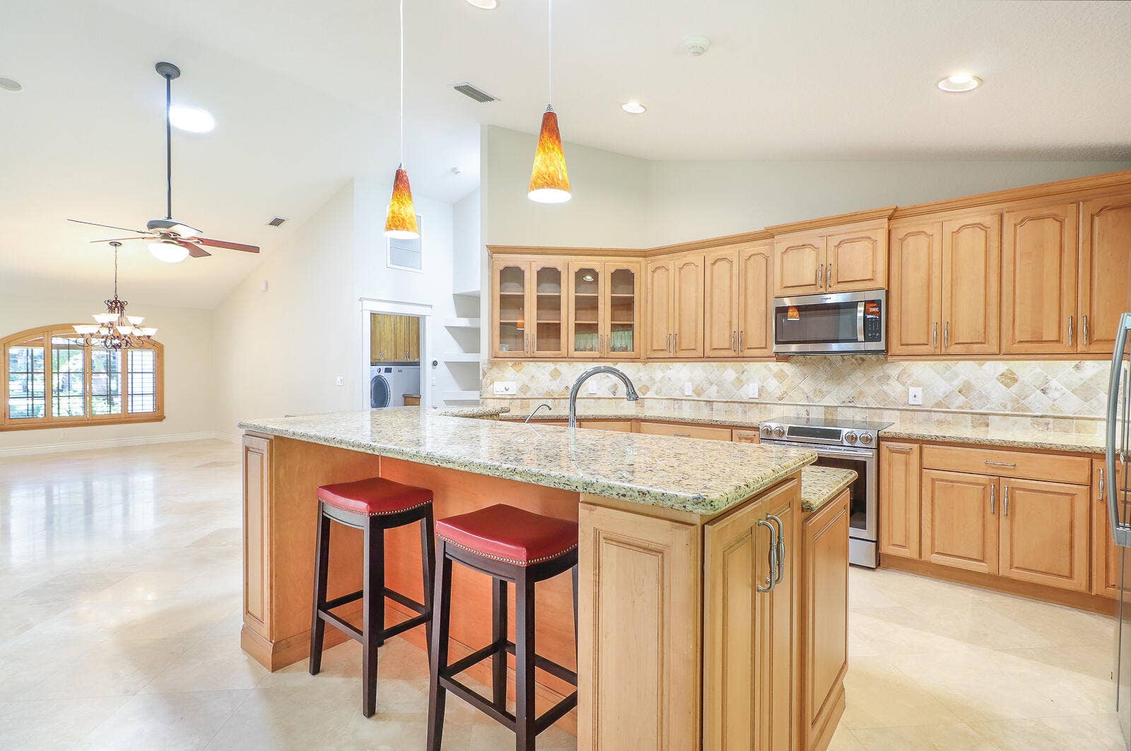 15386 83rd Way N, Palm Beach Gardens, FL 33418 15-Kitchen