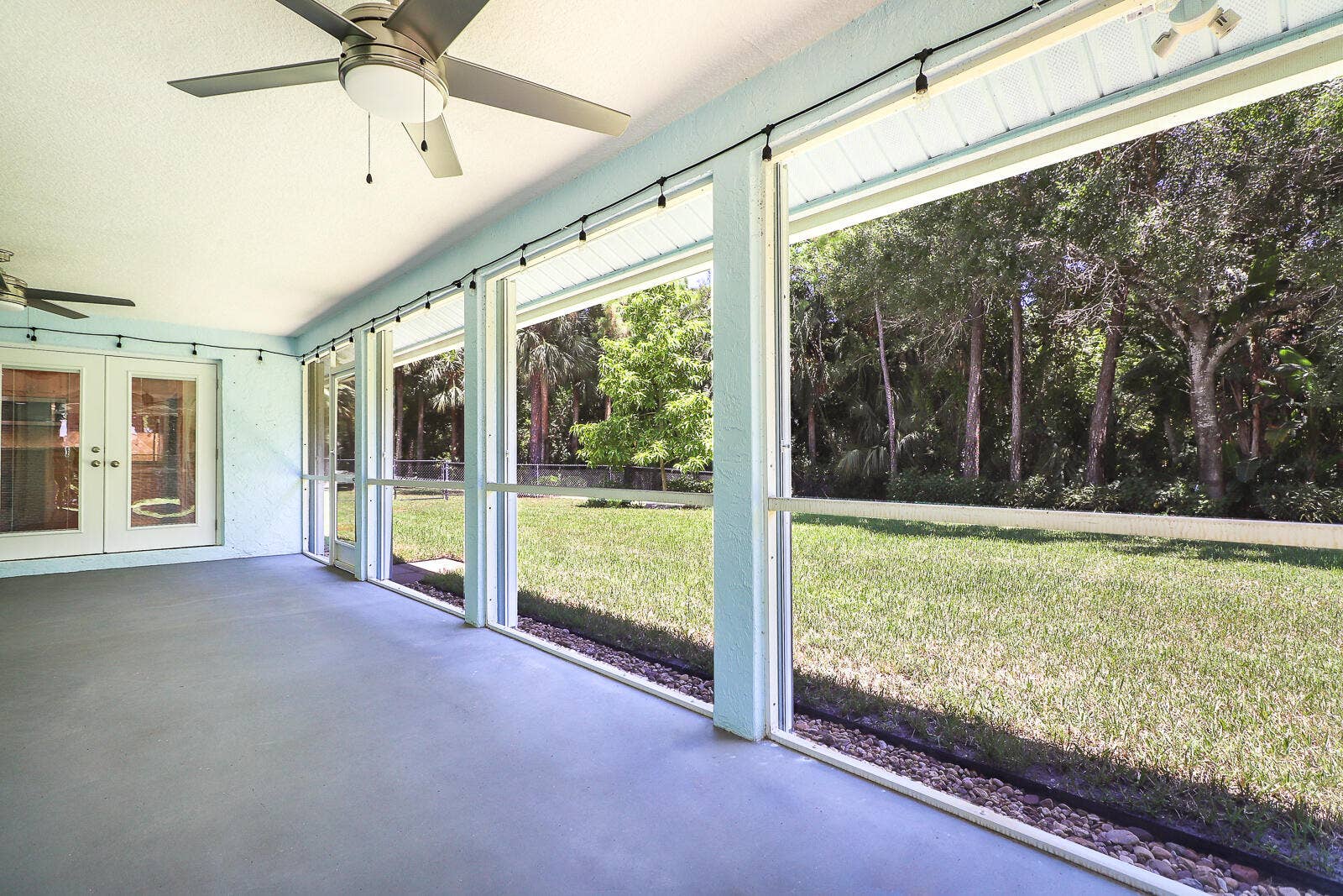 15386 83rd Way N, Palm Beach Gardens, FL 33418 33-Porch