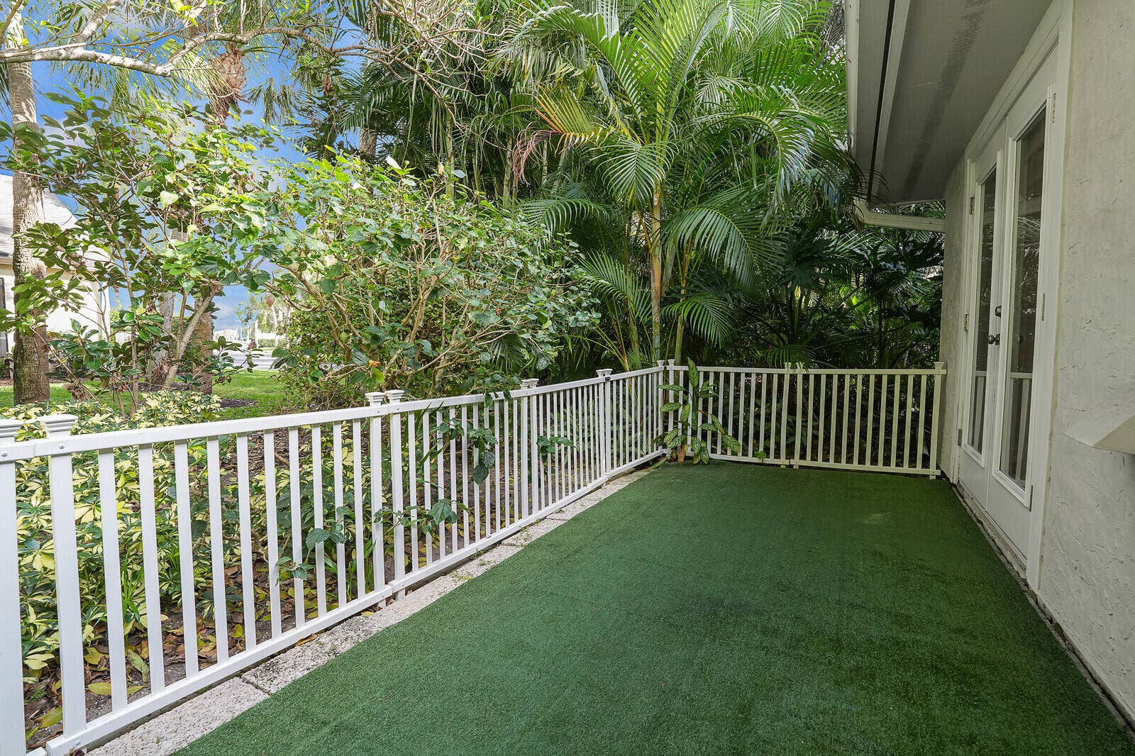 454 Coral Cove Drive, Juno Beach, FL 33408 Patio