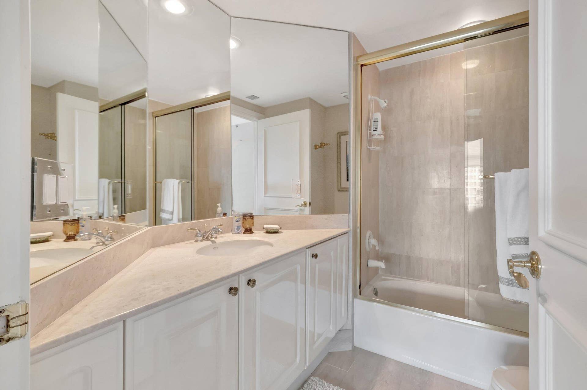3720 S Ocean Boulevard, #1001, Highland Beach, FL 33487 3720 S Ocean Boulevard, #1001, Highland Beach, FL 33487