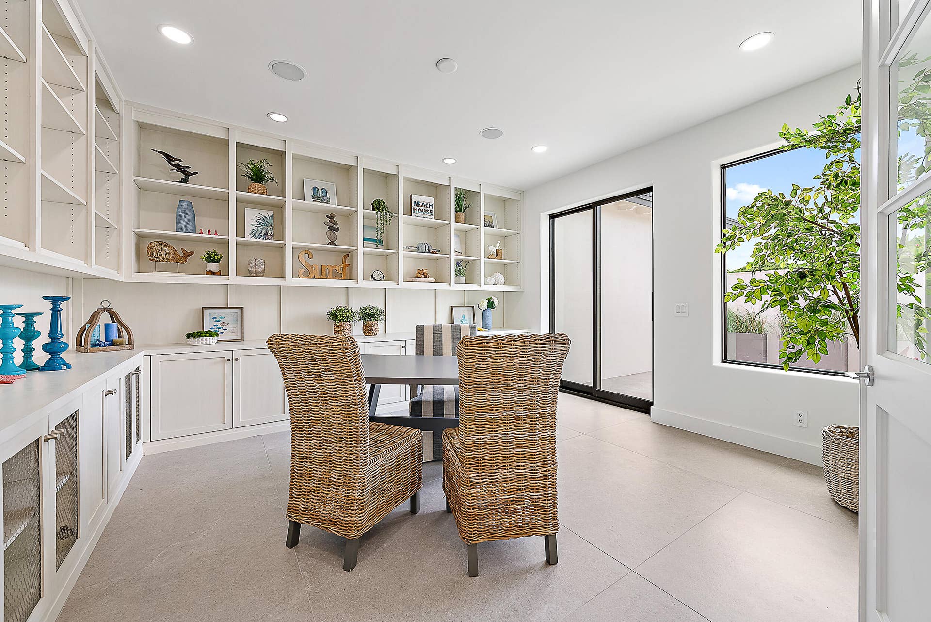22 Ocean Drive, Jupiter Inlet Colony, FL 33469 Office