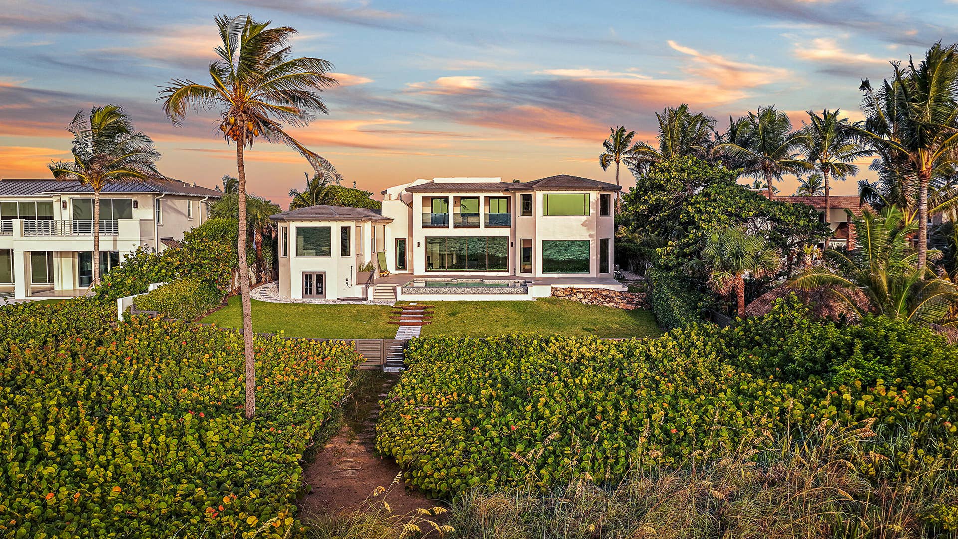 22 Ocean Drive, Jupiter Inlet Colony, FL 33469 Aerial Sunrise