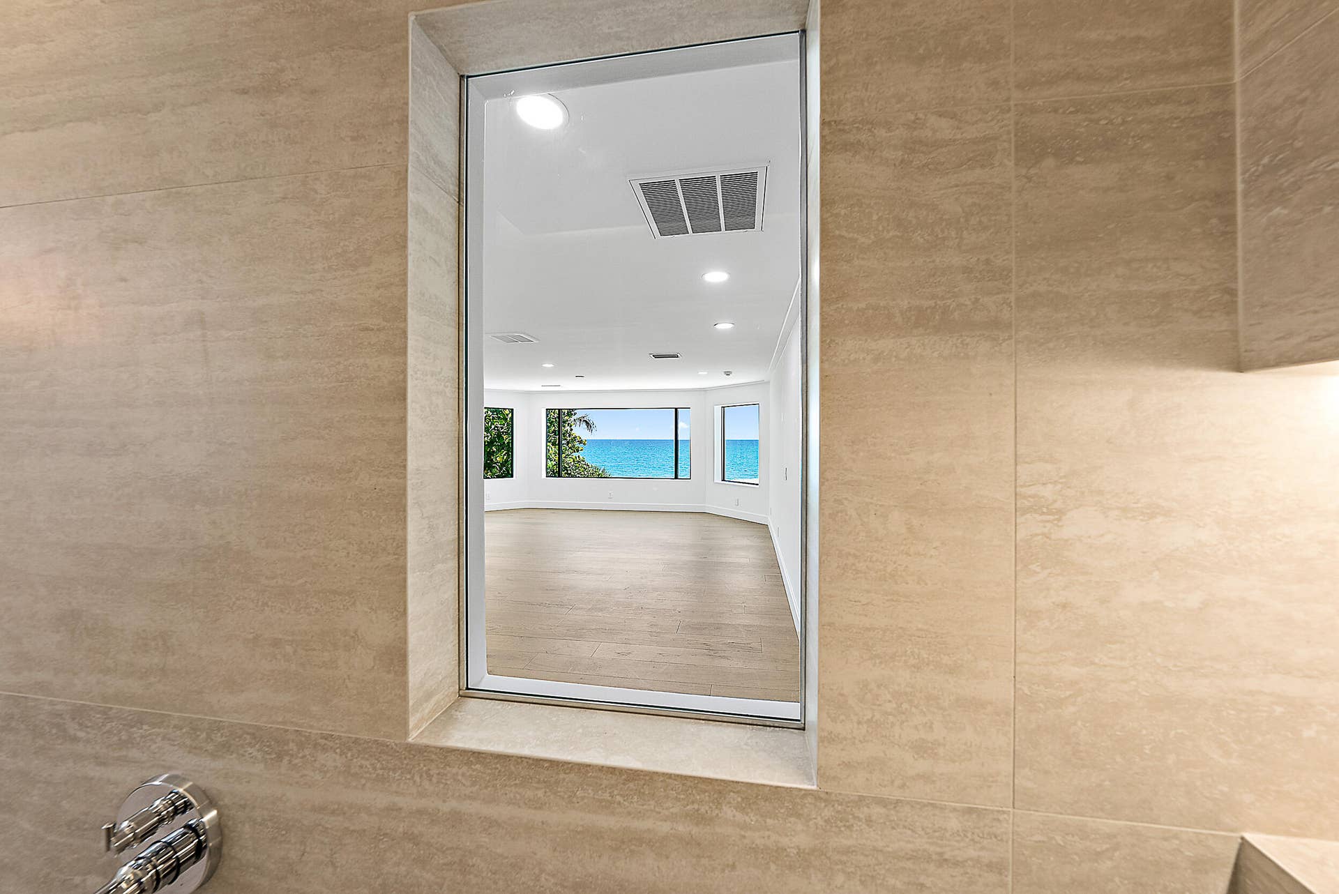 22 Ocean Drive, Jupiter Inlet Colony, FL 33469 Ocean View Shower