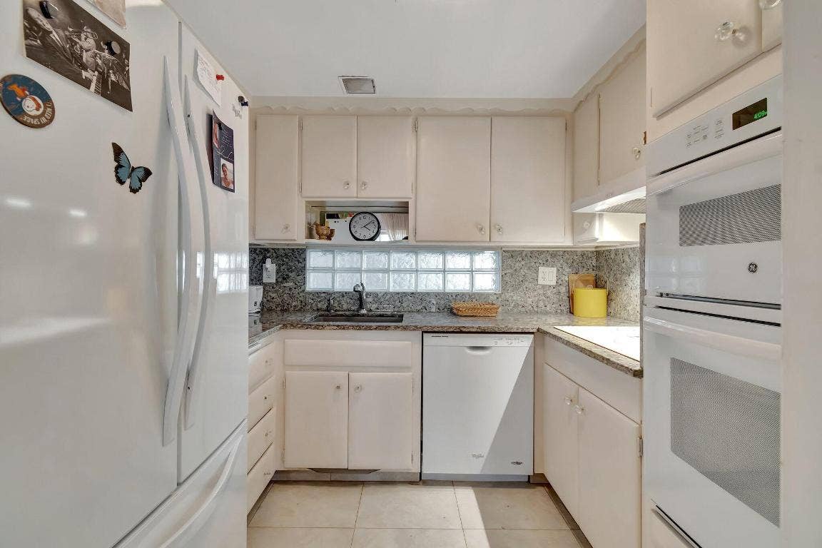 2711 S Ocean 0020 Boulevard, #2, Highland Beach, FL 33487