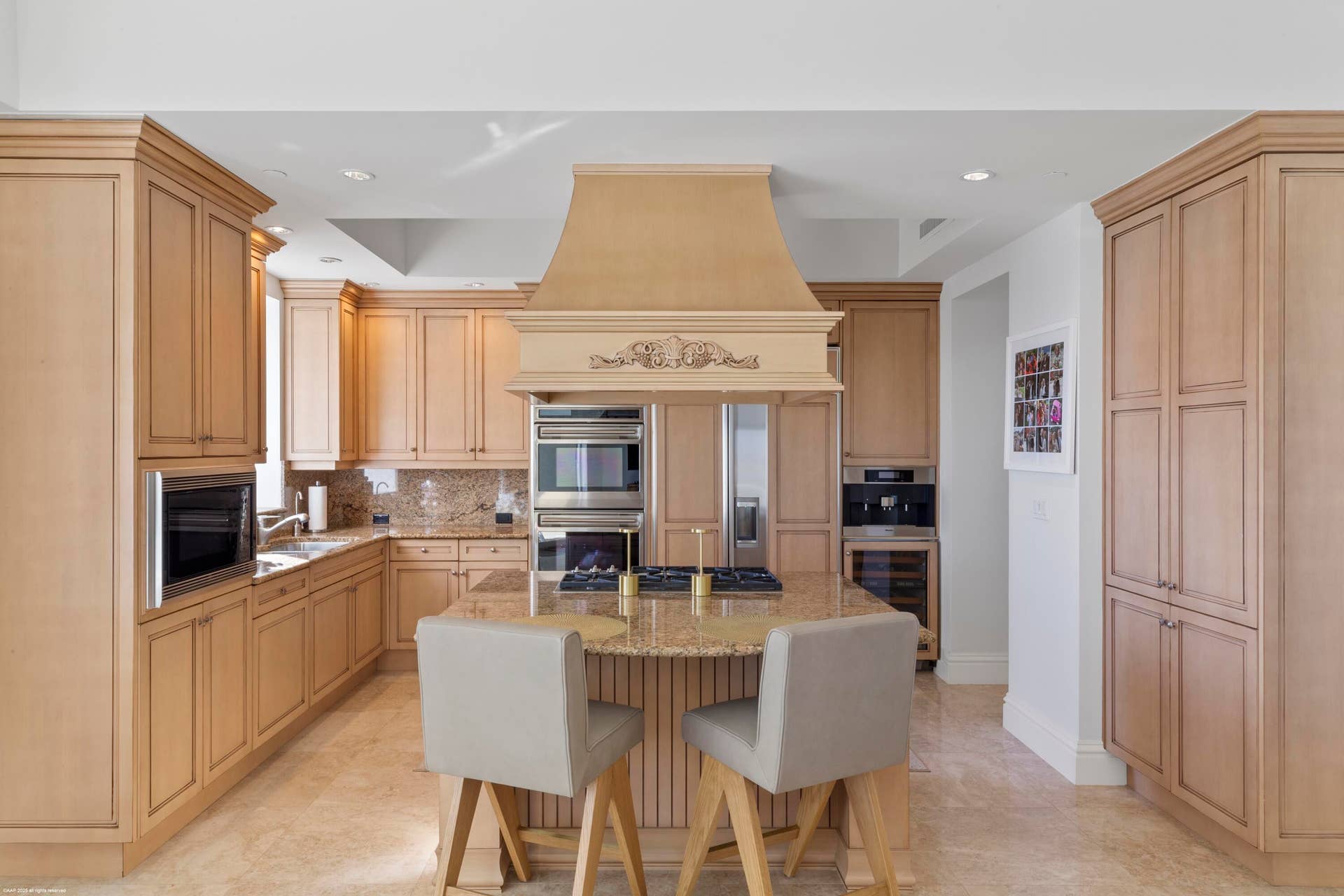 5310 N Ocean Dr 601 011