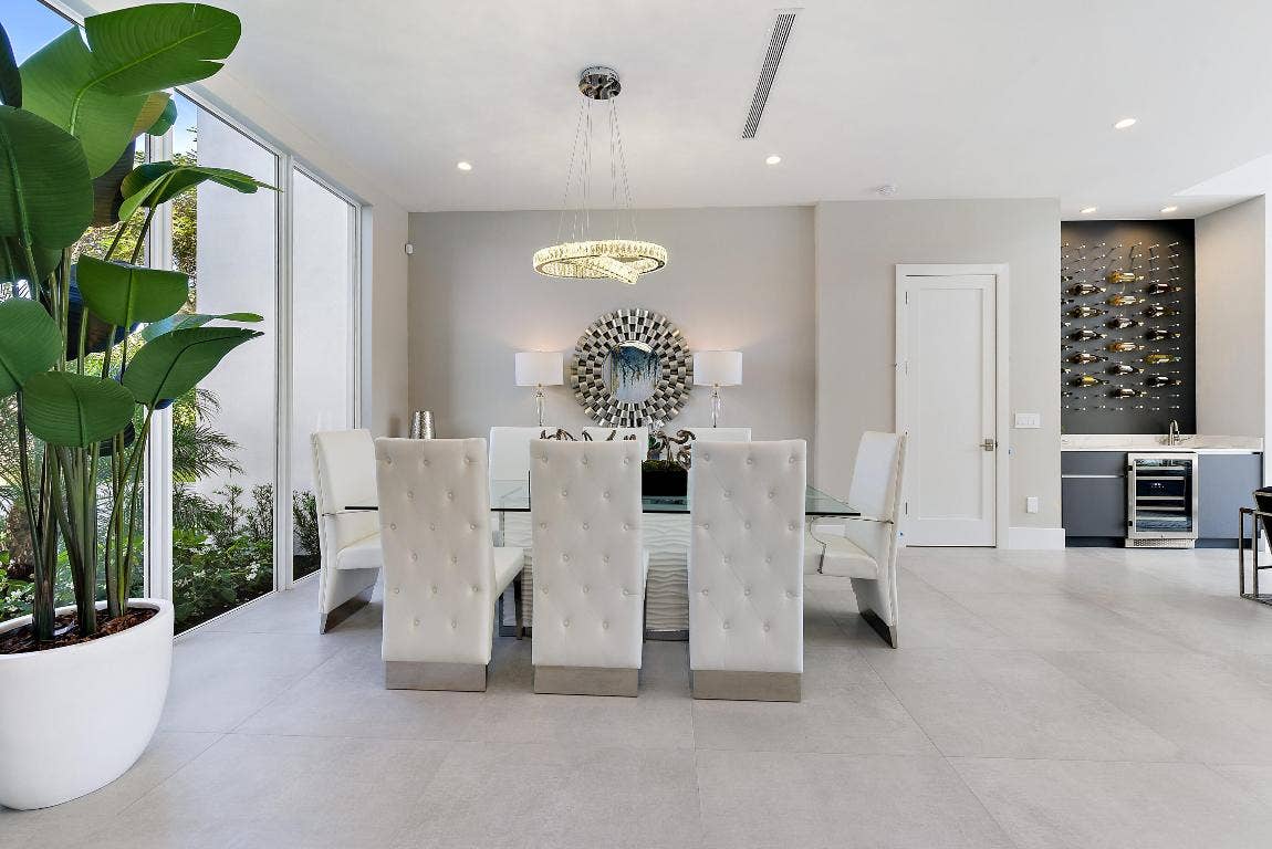 2627 NE 14th Street, Fort Lauderdale, FL 33304