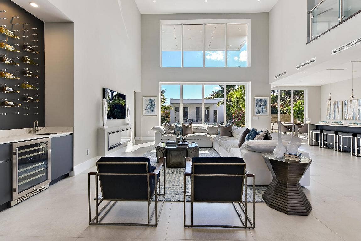 2627 NE 14th Street, Fort Lauderdale, FL 33304