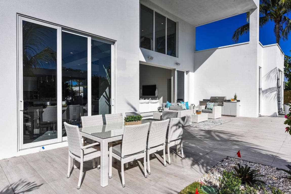2627 NE 14th Street, Fort Lauderdale, FL 33304