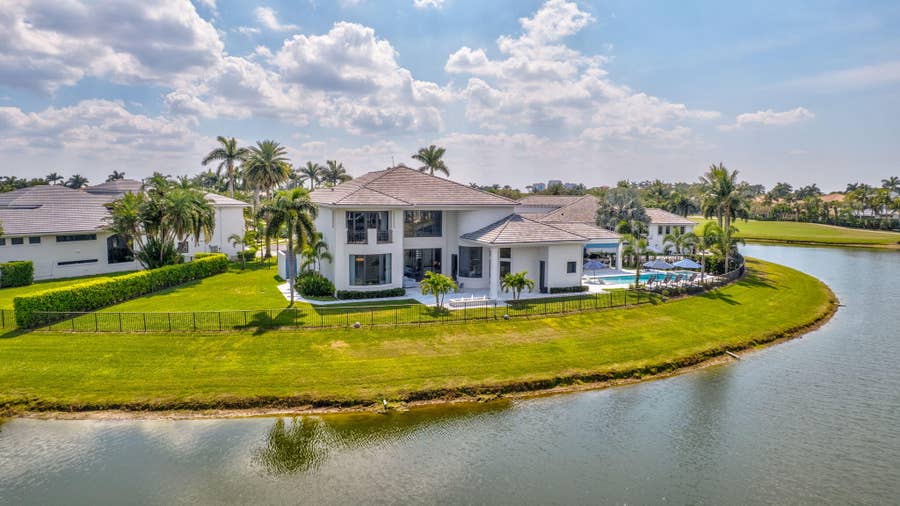 Property photo for 820 Floret Drive, Palm Beach Gardens, FL