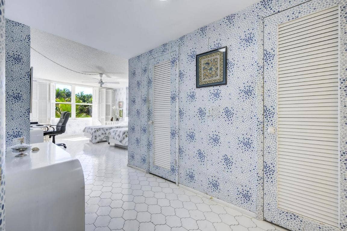 2295 S Ocean Boulevard, #404, Palm Beach, FL 33480