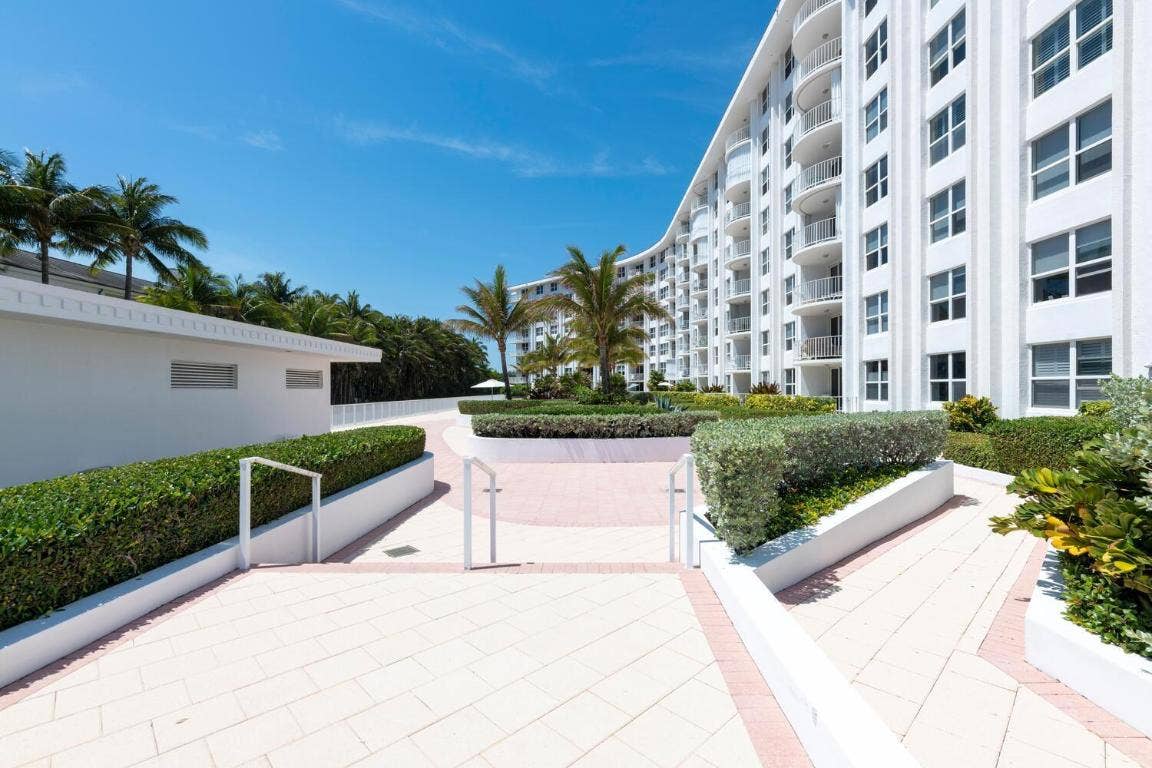 2295 S Ocean Boulevard, #404, Palm Beach, FL 33480