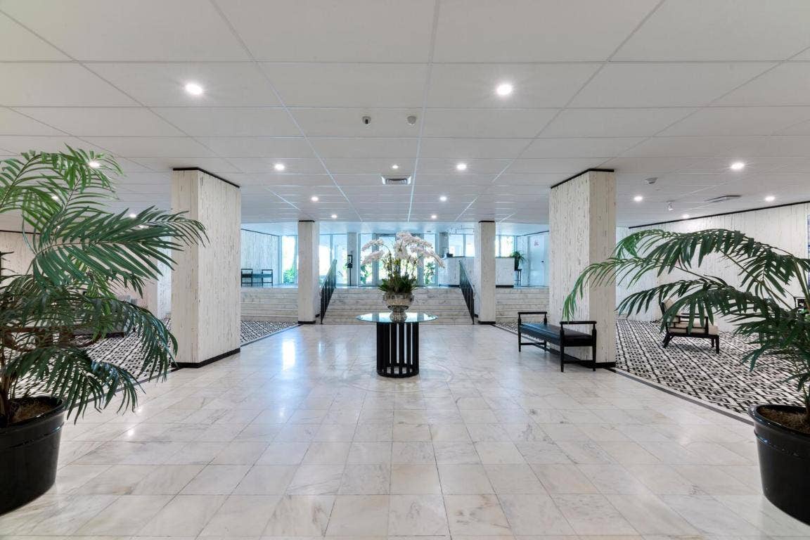 2295 S Ocean Boulevard, #404, Palm Beach, FL 33480