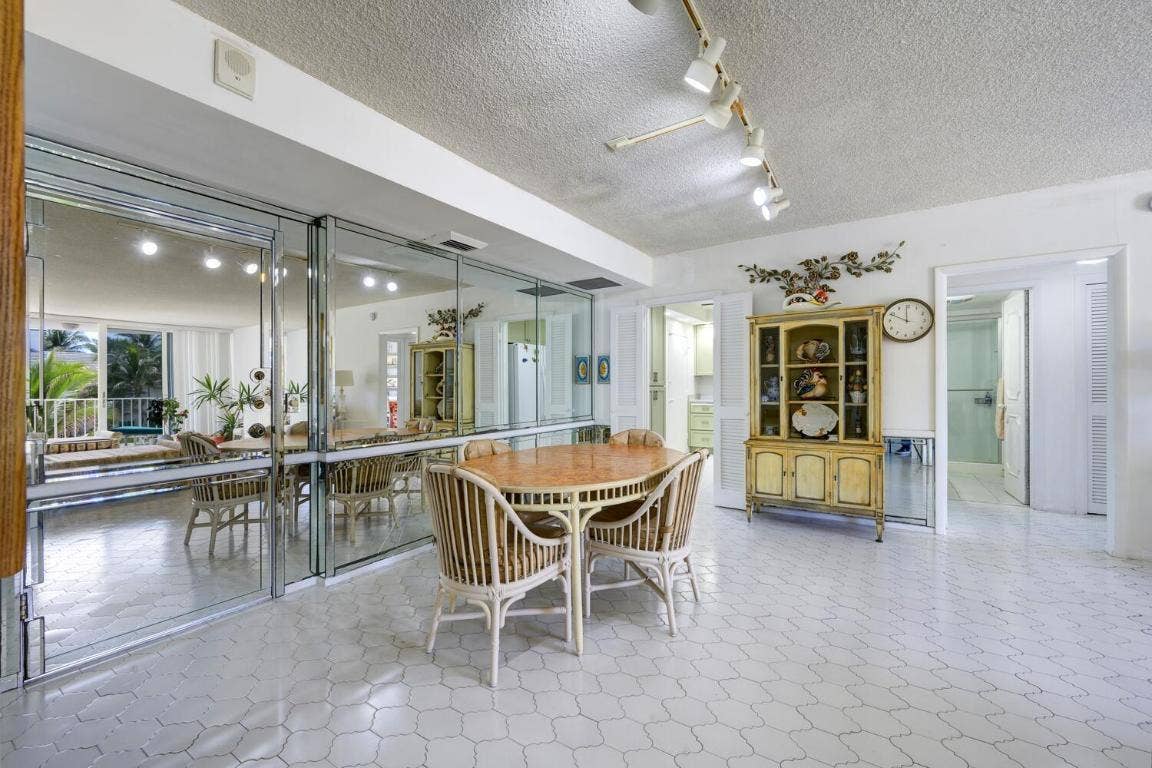 2295 S Ocean Boulevard, #404, Palm Beach, FL 33480