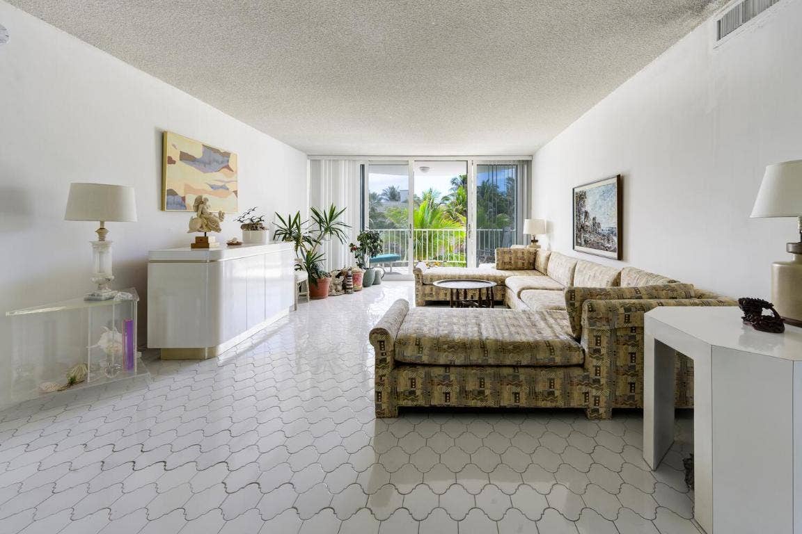 2295 S Ocean Boulevard, #404, Palm Beach, FL 33480