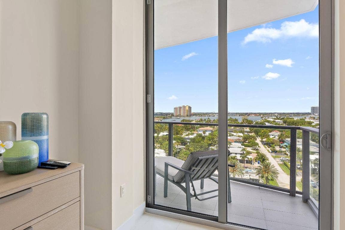 3100 N Ocean, #906, Singer Island, Singer Island, FL 33404 3100 N Ocean, #906, Singer Island, Singer Island, FL 33404