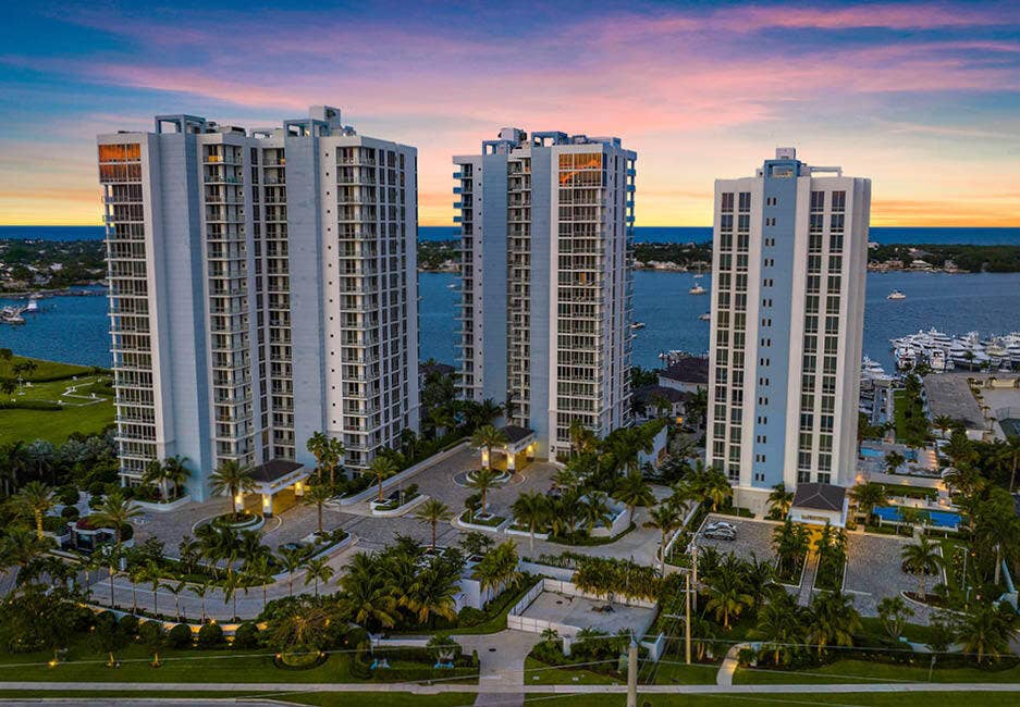 110 Water Club Court N, North Palm Beach, FL 33408 Water Club twilights 3
