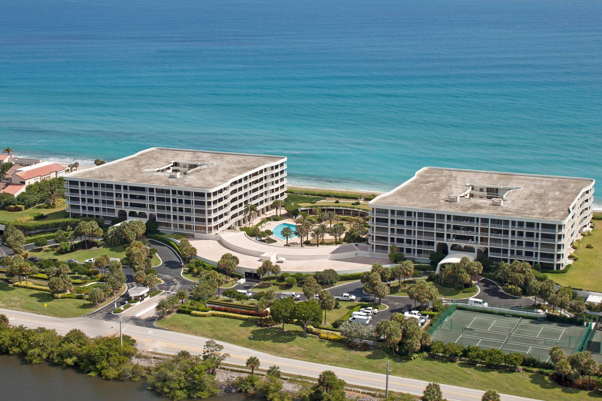 2000 S Ocean Boulevard, #308n, Palm Beach, FL 33480 1 - Sloans Curve