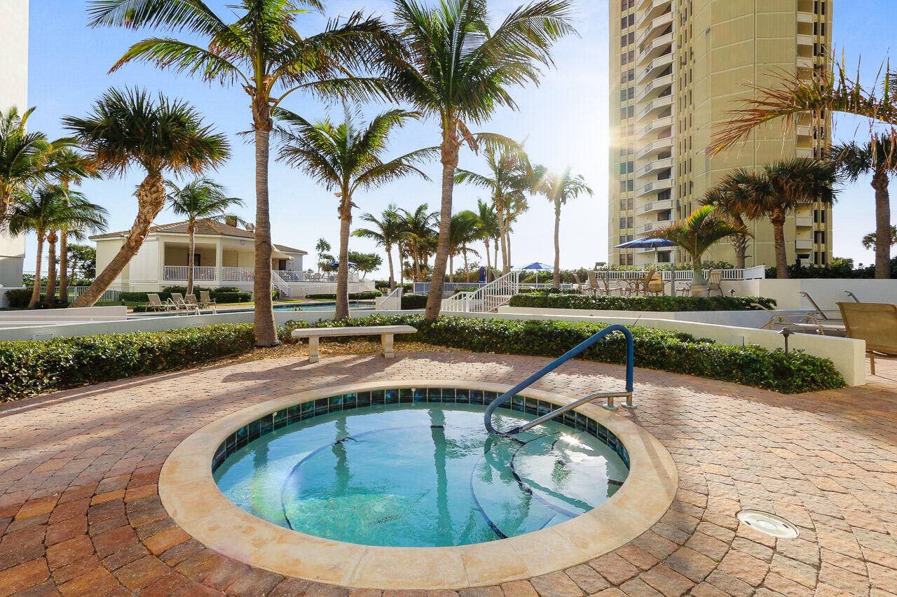 3000 N Ocean Drive, #19e, Singer Island, FL 33404 Spa
