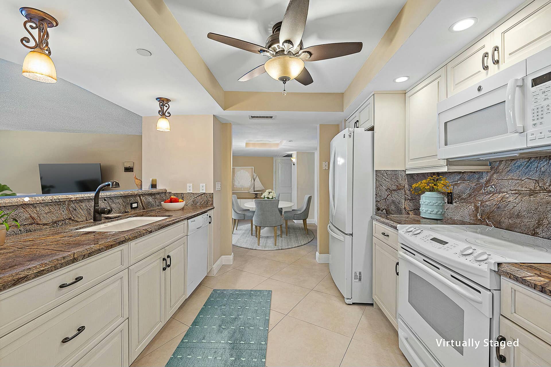 3000 N Ocean Drive, #19e, Singer Island, FL 33404 Kitchen