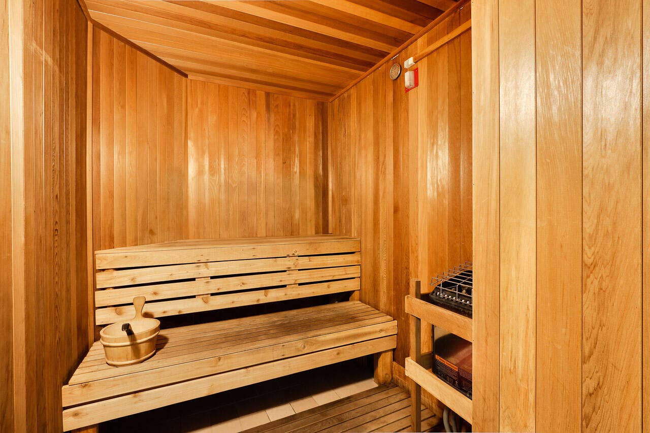 3000 N Ocean Drive, #19e, Singer Island, FL 33404 Sauna