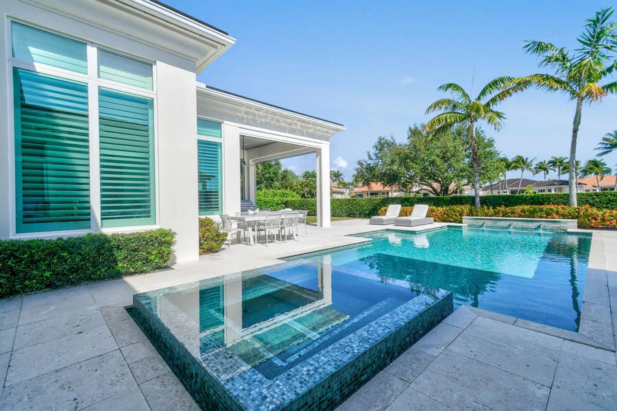Property photo for 687 Hermitage Circle, Palm Beach Gardens, FL
