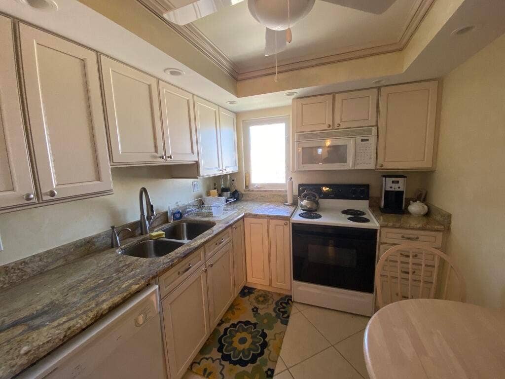 3221 S Ocean Boulevard, #901, Highland Beach, Highland Beach, FL 33487