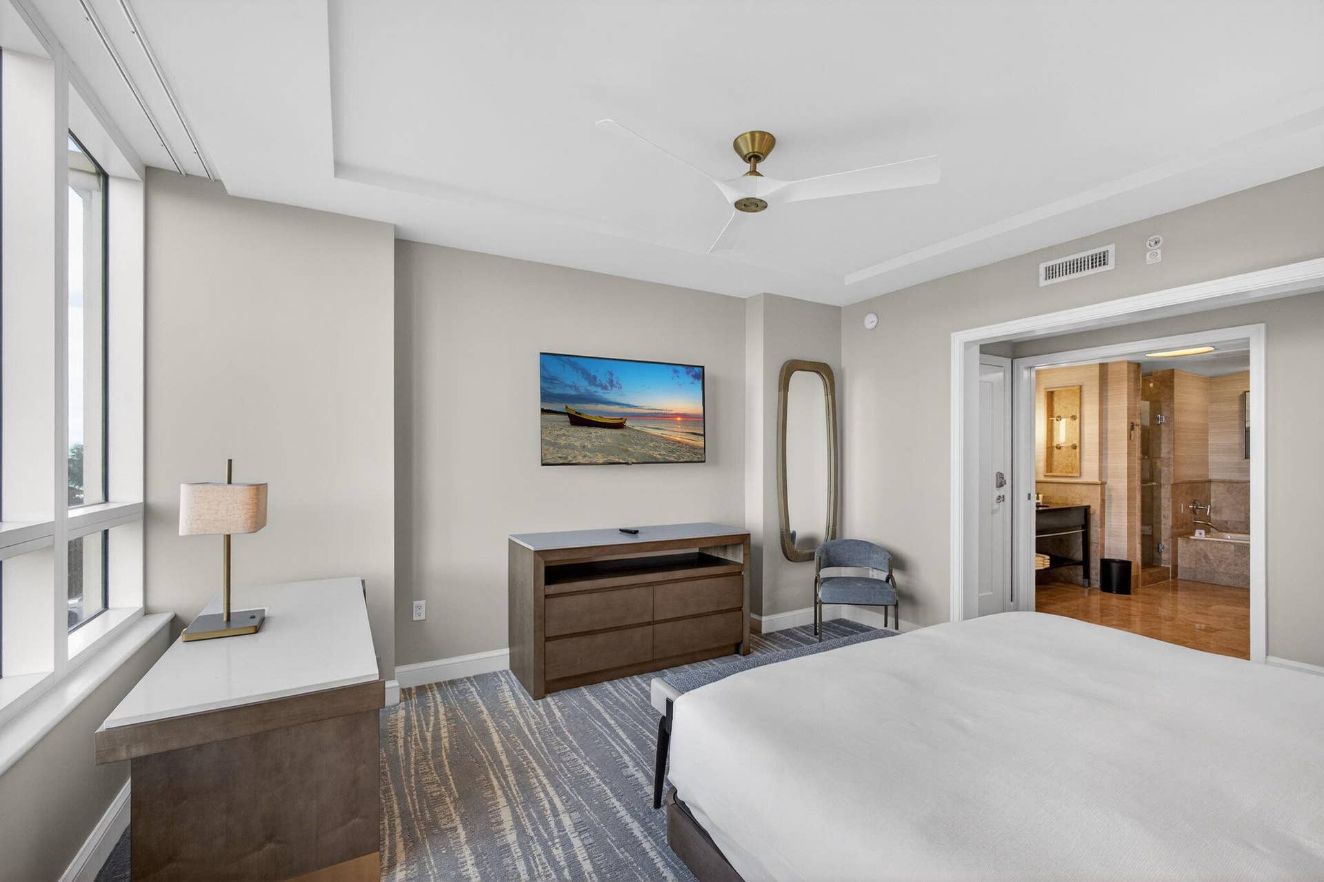 3800 N Ocean Drive, #505, Singer Island, FL 33404 22-web-or-mls-5D1A9625
