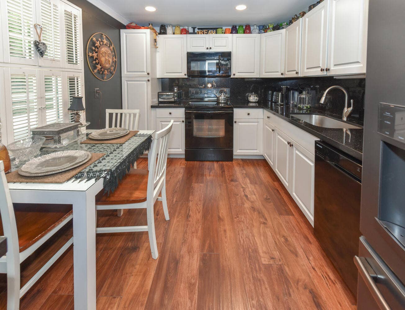 3960 Oaks Clubhouse Drive, #209, Pompano Beach, FL 33069 Kitchen