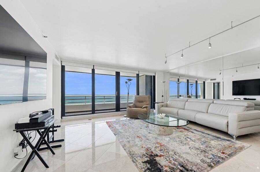 Property photo for 1400 S Ocean Boulevard, #1004, Boca Raton, FL