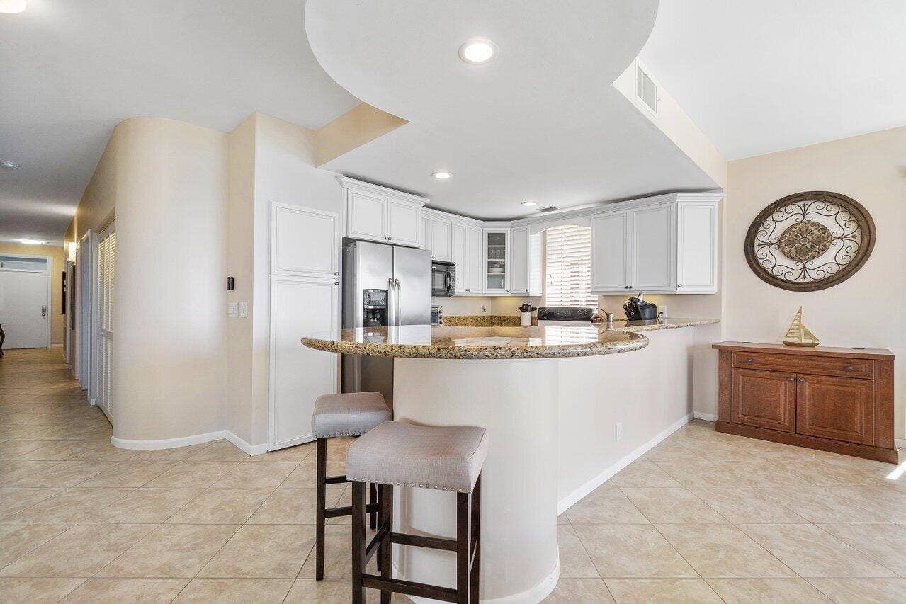 010-120InletWay-204-PalmBeachShores-FL-3
