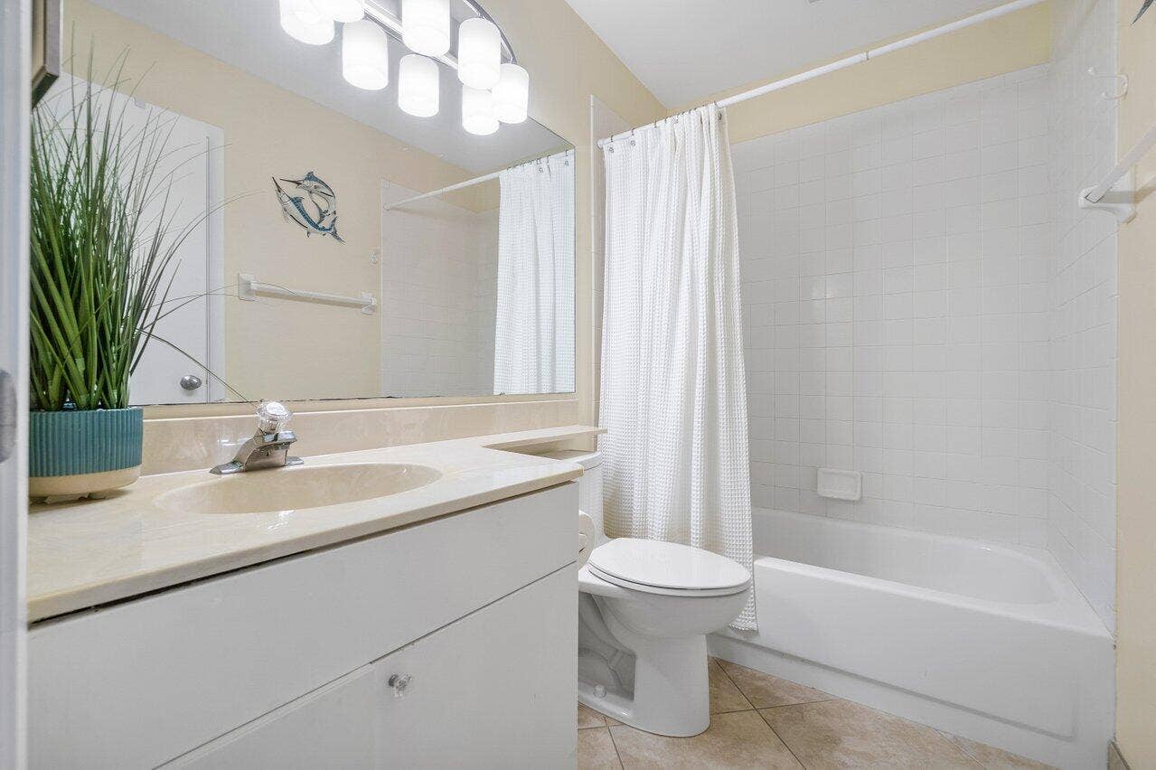 021-120InletWay-204-PalmBeachShores-FL-3