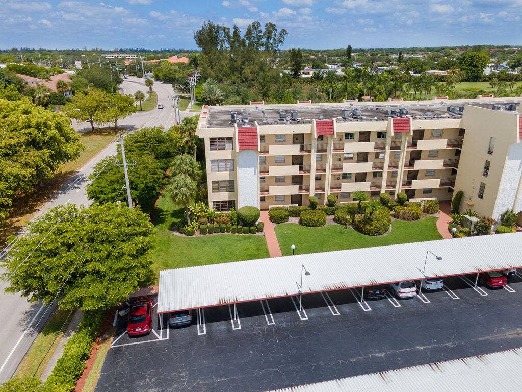 23247 Barwood Lane, #101, Boca Raton, FL 33428