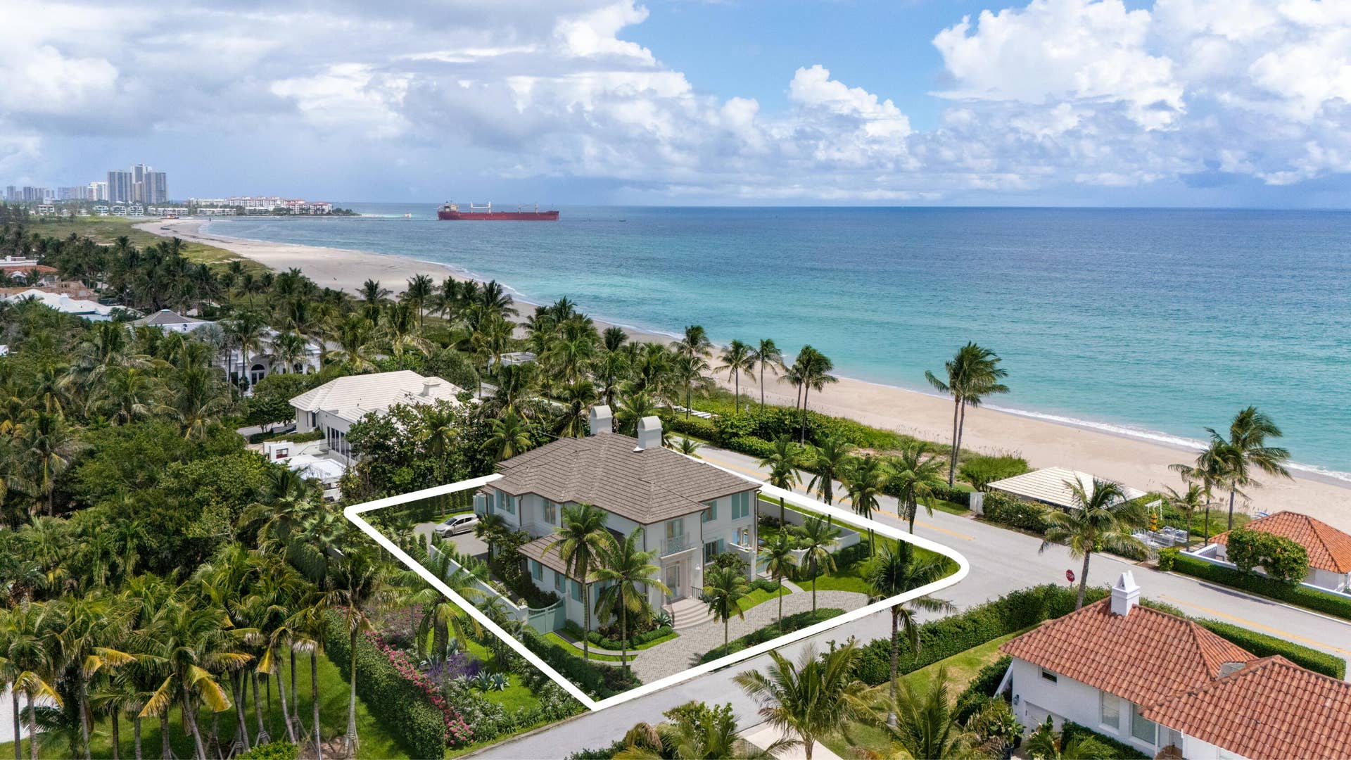 1285 N Ocean Boulevard, Palm Beach, FL 33480 Ocean Front Home sited on a .33 acre lot