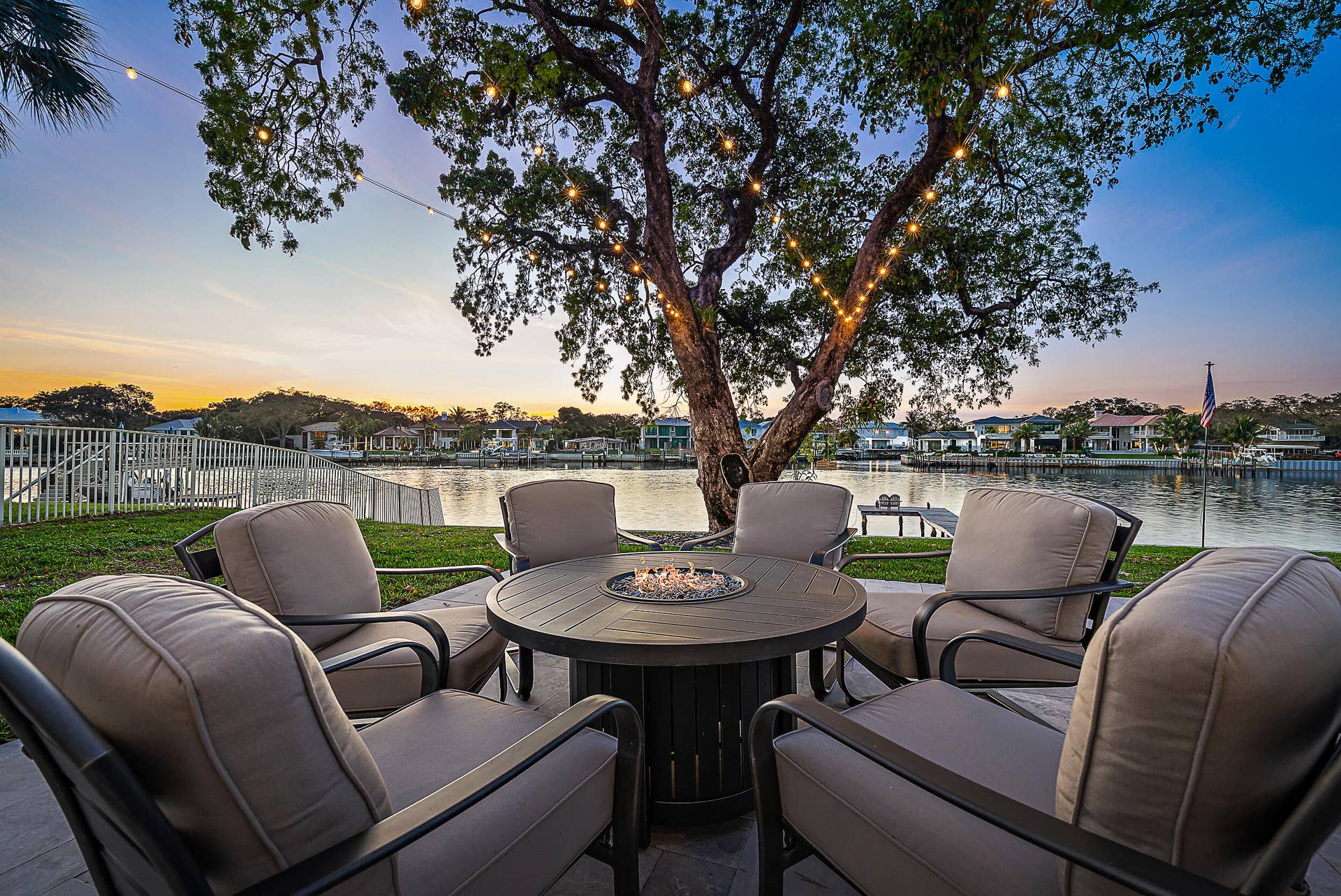 2177 Radnor Court, North Palm Beach, FL 33408 Sunset View from Patio