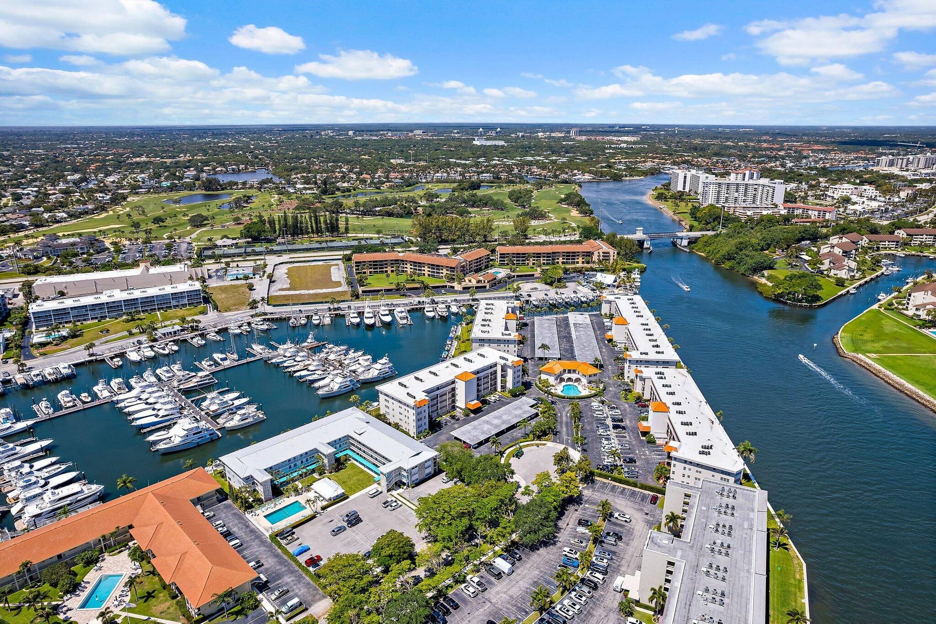 29 Yacht Club Drive, #302-D, North Palm Beach, FL 33408 Aerial View