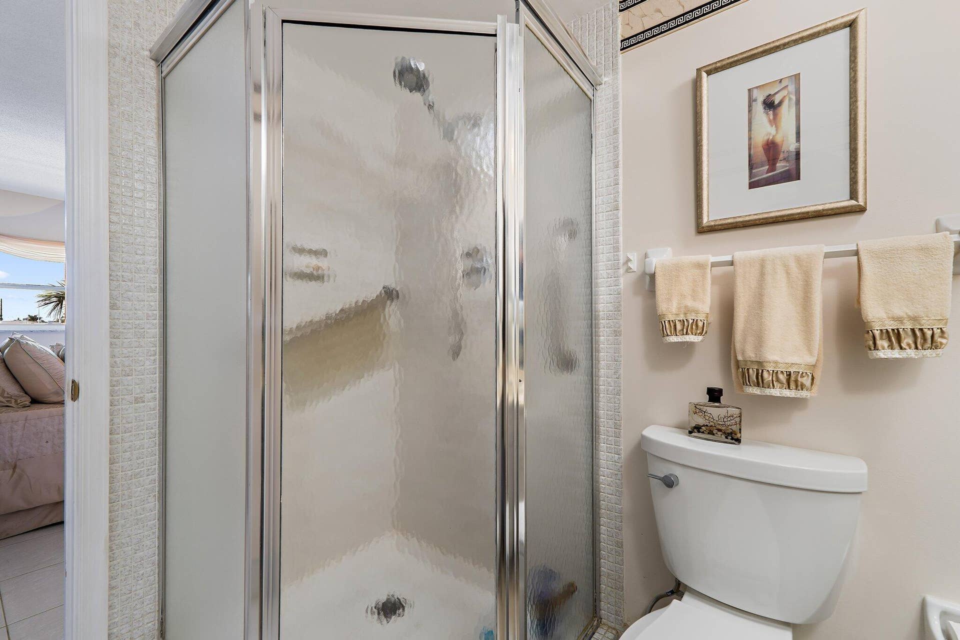 29 Yacht Club Drive, #302-D, North Palm Beach, FL 33408 Primary Shower