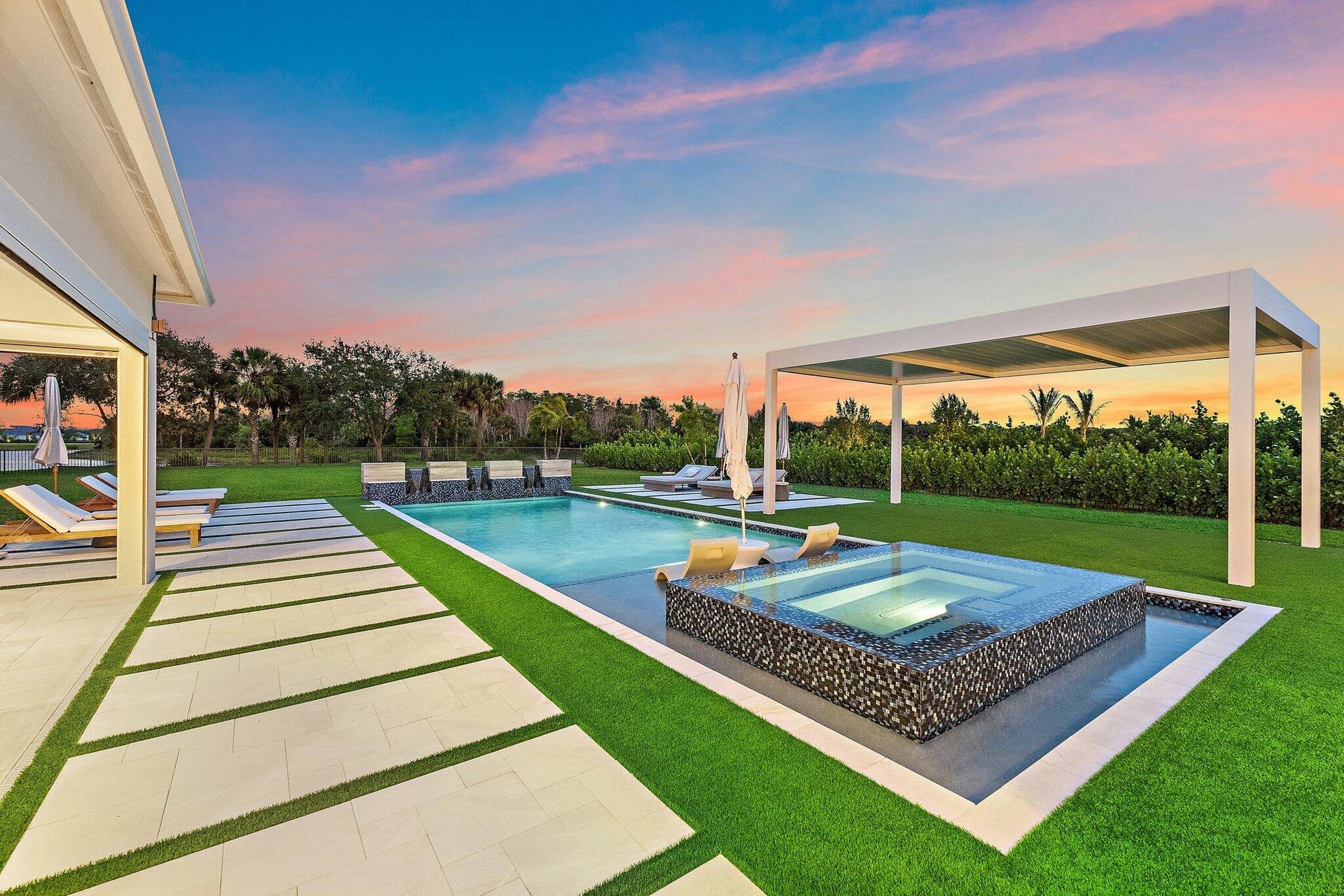 20065 SE Bridgewater Drive, Jupiter, FL 33458 Pool & Spa
